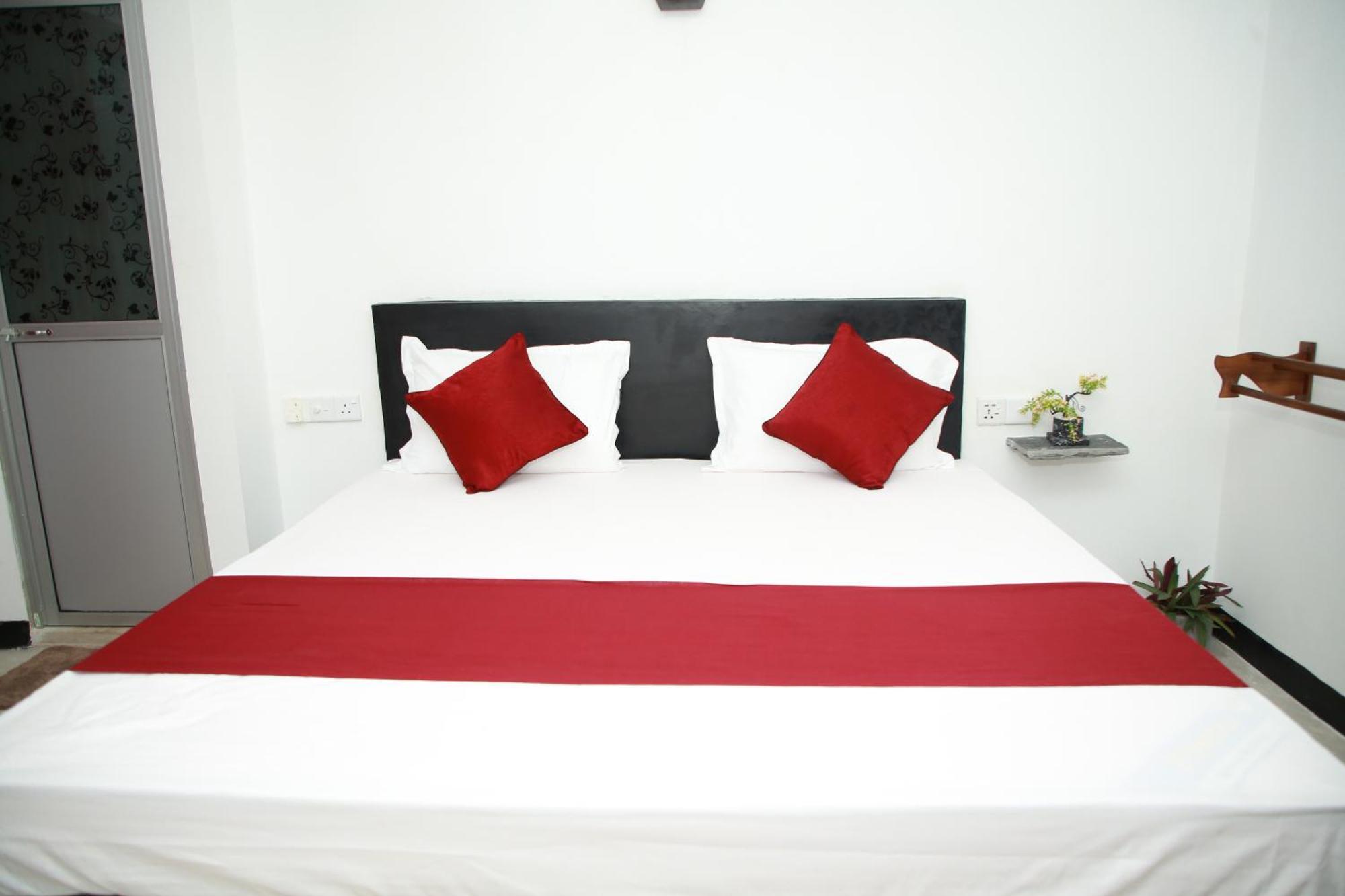 מלון מידיגמה איסט Samee Dream Guest מראה חיצוני תמונה